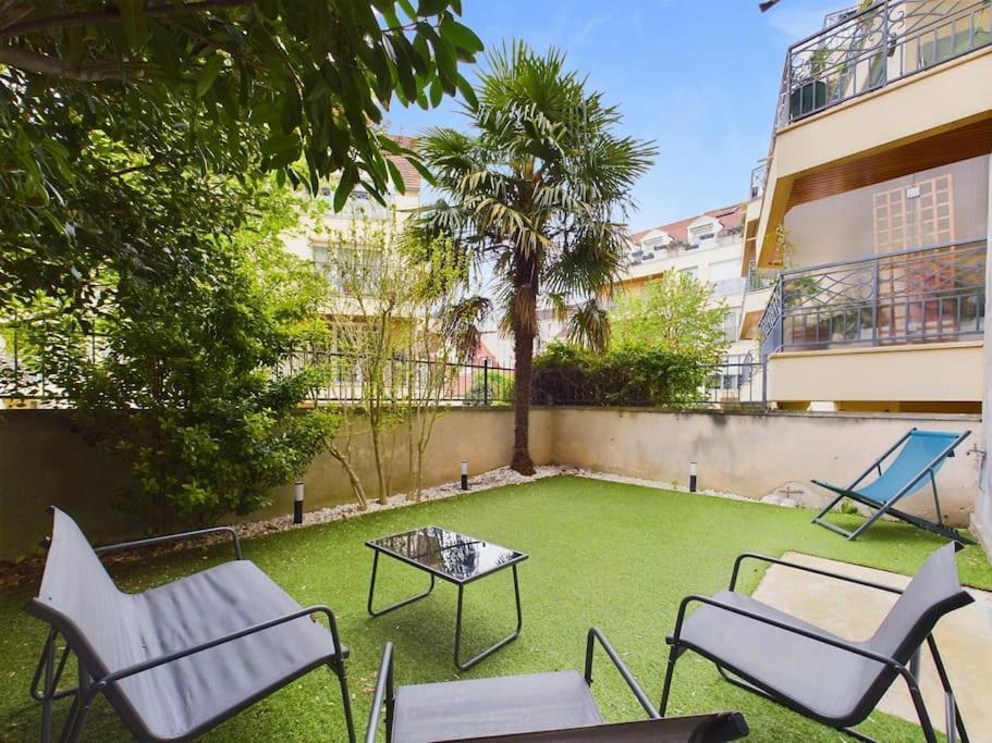 Appartement Renove -Jardin Prive A Rueil-Malmaison Ngoại thất bức ảnh